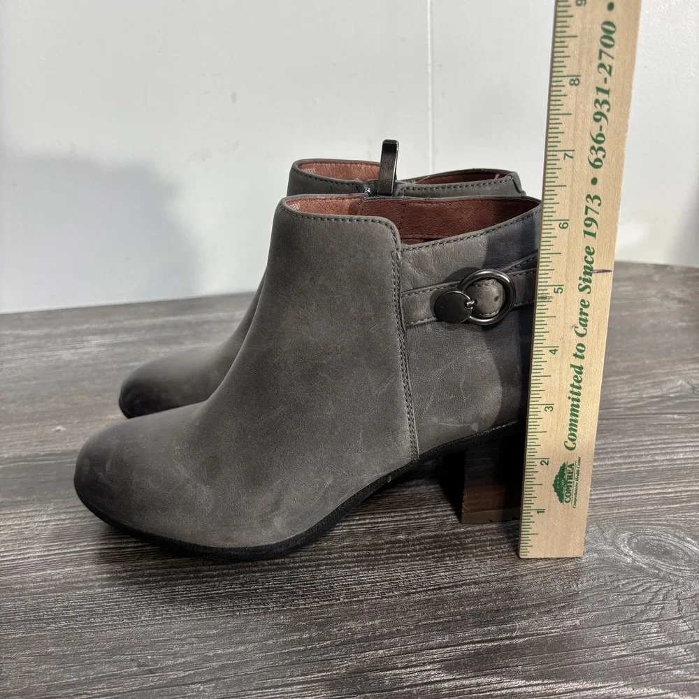 Dansko Booties Womens Size‎ 38 Gray Leather Waterproof Ankle Zip Block Heel